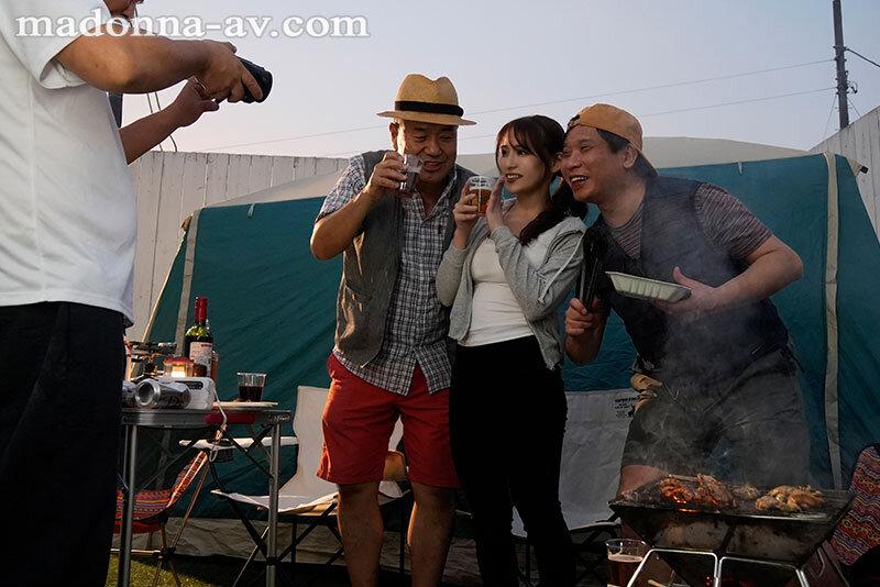 db1f5e99-7a46-4dfa-b2b4-59b022e60e16.jpg